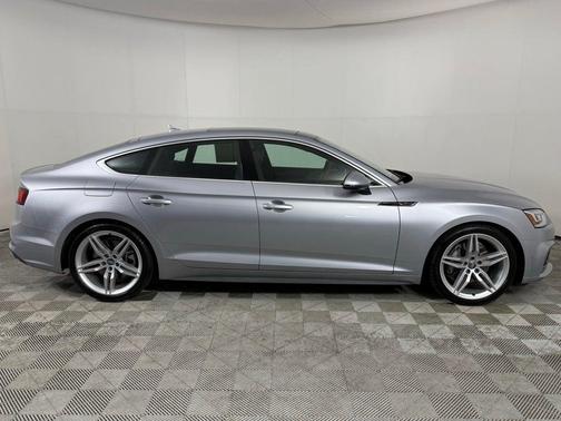 2018 Audi A5 2.0T Prestige