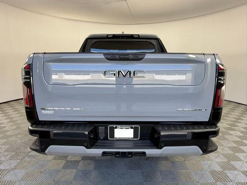 2025 GMC Sierra EV Denali