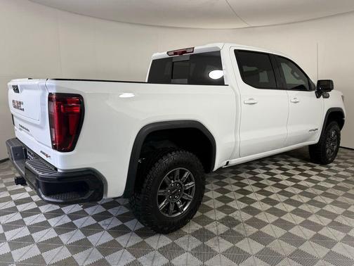 2025 GMC Sierra 1500 AT4X