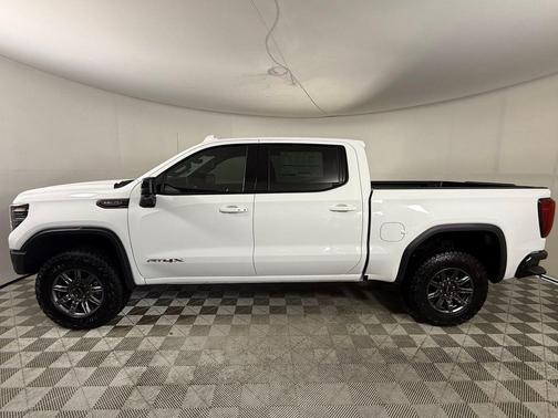 2025 GMC Sierra 1500 AT4X