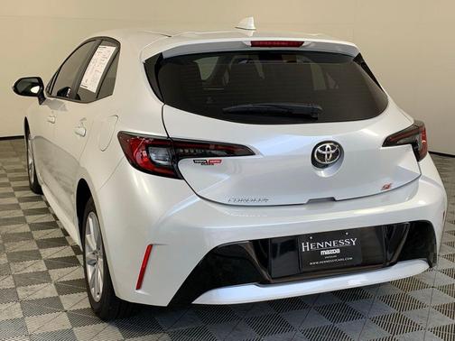 2023 Toyota Corolla Hatchback SE