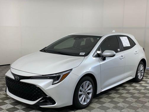2023 Toyota Corolla Hatchback SE