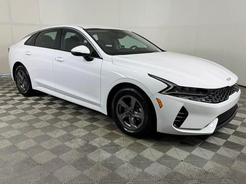 2024 Kia K5 LXS