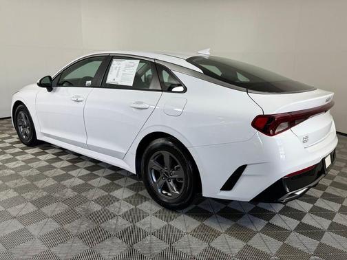 2024 Kia K5 LXS