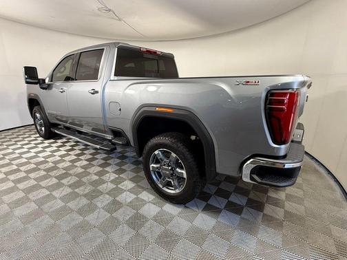 2025 GMC Sierra 2500 SLT