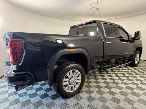 2023 GMC Sierra 2500 Denali