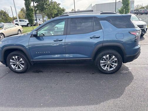 Lakeshore Blue Metallic 2025 Chevrolet Equinox LT