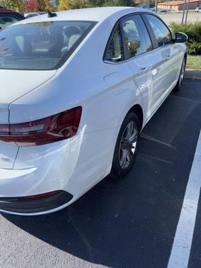 2022 Volkswagen Jetta 1.5T SE