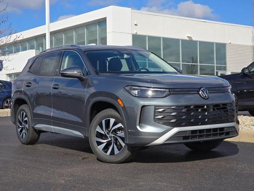 Platinum Gray Metallic 2026 Volkswagen Tiguan 2.0T S