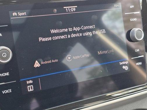 2023 Volkswagen Atlas 3.6L SE w/Technology