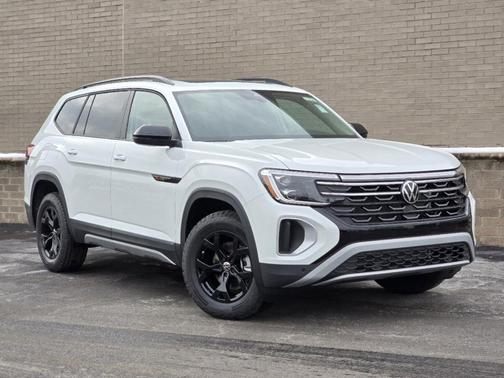 2025 Volkswagen Atlas 2.0T Peak Edition