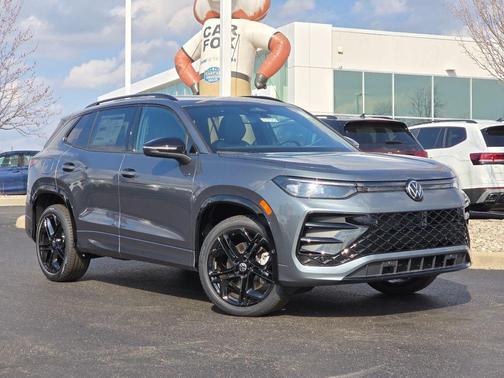 Platinum Gray Metallic 2026 Volkswagen Tiguan 2.0T SE R-Line Black