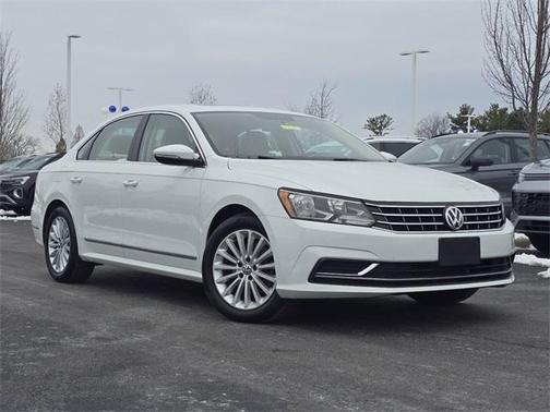 2017 Volkswagen Passat 1.8T SE