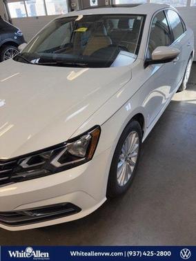 2017 Volkswagen Passat 1.8T SE