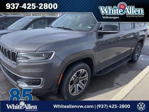 Metallic 2023 Jeep Wagoneer L Series II