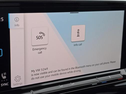 2025 Volkswagen Atlas 2.0T SE