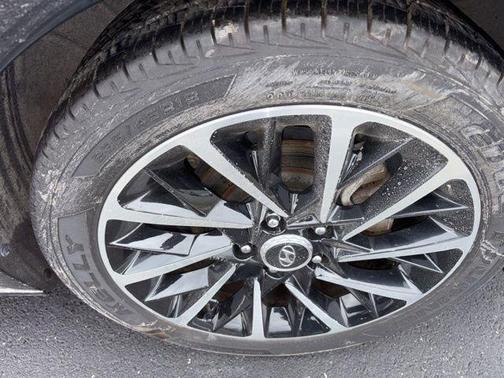 2021 Hyundai SONATA Limited