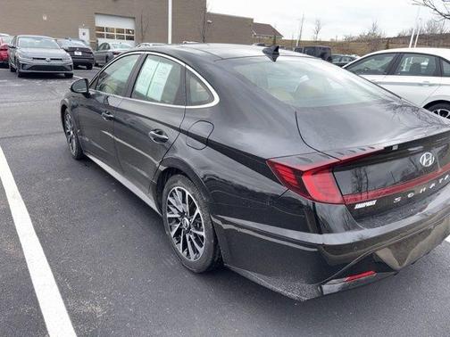 2021 Hyundai SONATA Limited