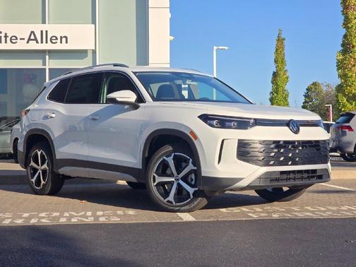 White 2026 Volkswagen Tiguan 2.0T SE