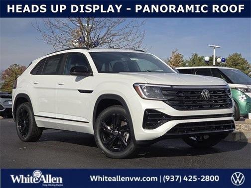 2026 Volkswagen Atlas Cross Sport 2.0T SEL R-Line Black