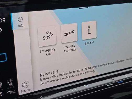 Silver Mist Metallic 2025 Volkswagen Atlas 2.0T SEL Premium R-Line