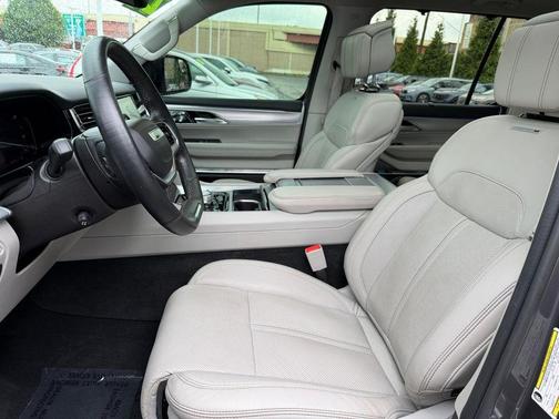 Metallic 2022 Jeep Grand Wagoneer Series I