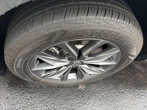 Pyrite Silver Metallic 2024 Volkswagen Tiguan 2.0T SE