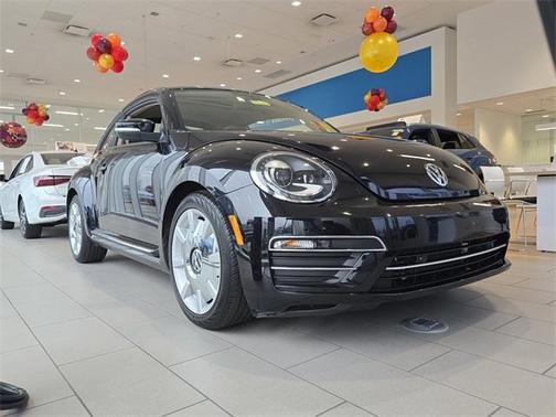 2017 Volkswagen Beetle 1.8T SEL