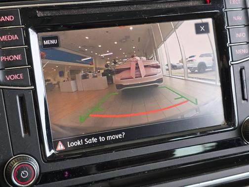 2017 Volkswagen Beetle 1.8T SEL