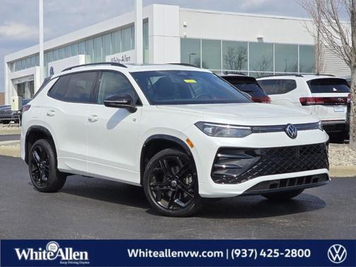 2025 Volkswagen Tiguan 2.0T SE R-Line Black