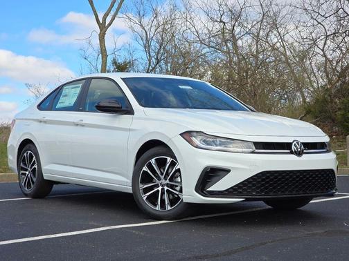 Pure White 2026 Volkswagen Jetta 1.5T Sport
