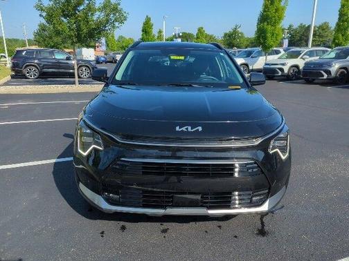 2023 Kia Niro SX Touring
