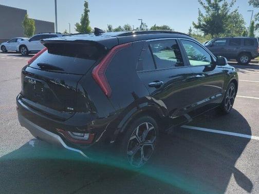 2023 Kia Niro SX Touring