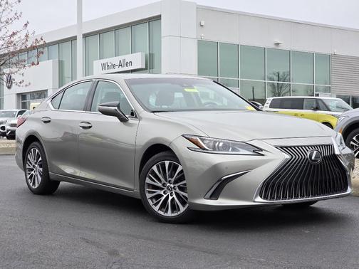 2021 Lexus ES 250
