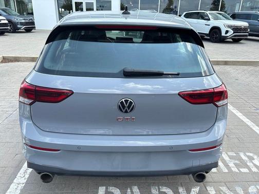 Moonstone Gray 2025 Volkswagen Golf GTI 2.0T SE