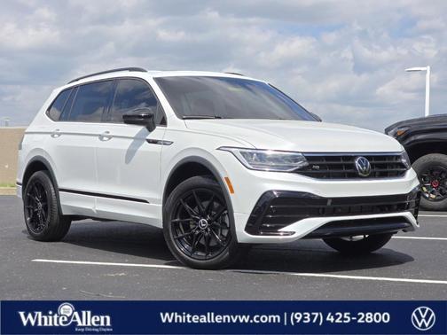 2024 Volkswagen Tiguan 2.0T SE R-Line Black