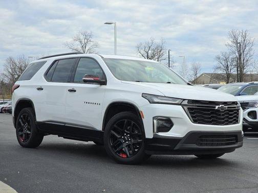 2023 Chevrolet Traverse Premier