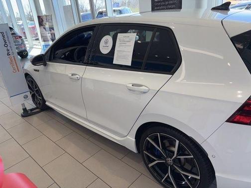 2024 Volkswagen Golf R 2.0T