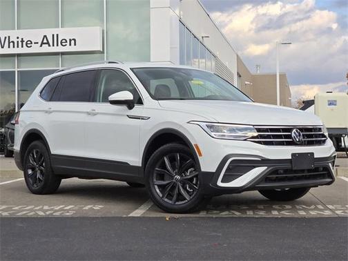 2024 Volkswagen Tiguan 2.0T SE