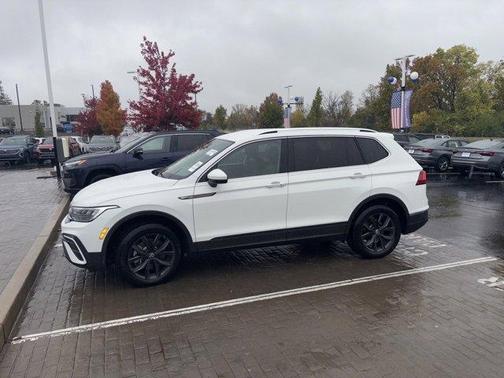 2024 Volkswagen Tiguan 2.0T SE