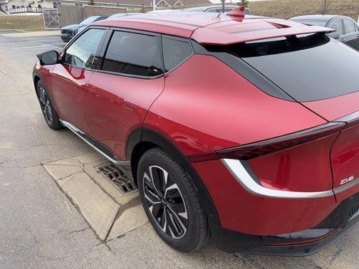 2022 Kia EV6 Wind