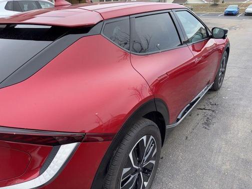 2022 Kia EV6 Wind