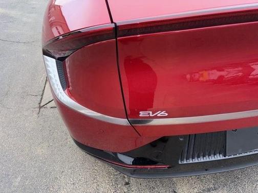 2022 Kia EV6 Wind