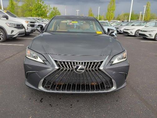 2022 Lexus ES 250 Luxury