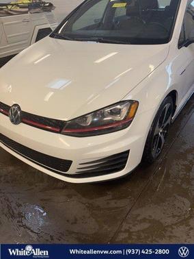 2016 Volkswagen Golf GTI 2.0T SE 4-Door