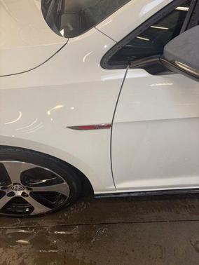 2016 Volkswagen Golf GTI 2.0T SE 4-Door