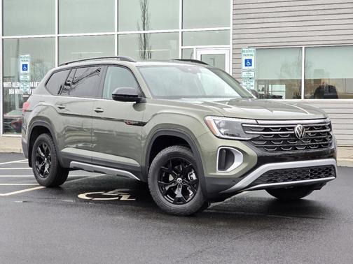 2025 Volkswagen Atlas 2.0T Peak Edition