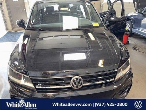 2021 Volkswagen Tiguan 2.0T SE R-Line Black