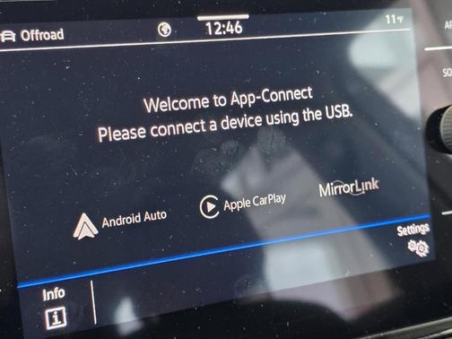 2023 Volkswagen Atlas 3.6L SE w/Technology