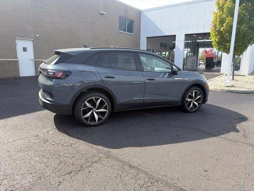 Pure Gray 2023 Volkswagen ID.4 Pro S